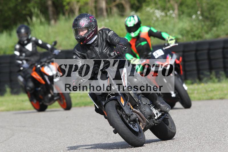 /Archiv-2025/10 23.04.2025 Cornu Master School ADR/gruen-vert/67